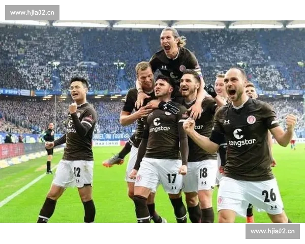 全球足球联赛官方平台：实时赛事数据、精彩回放与最新资讯一站式呈现